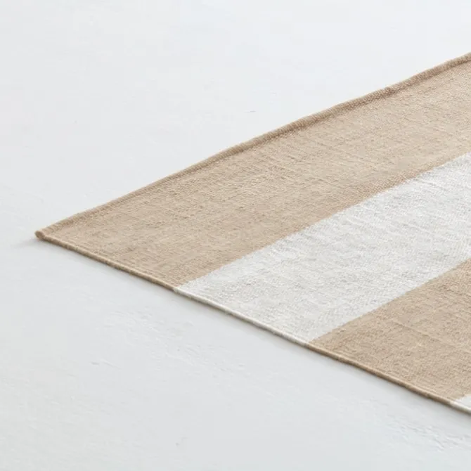 Outdoor Stripe Teppe - White/Beige