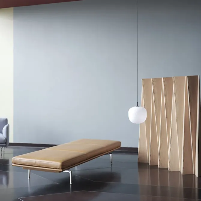 Outline Daybed