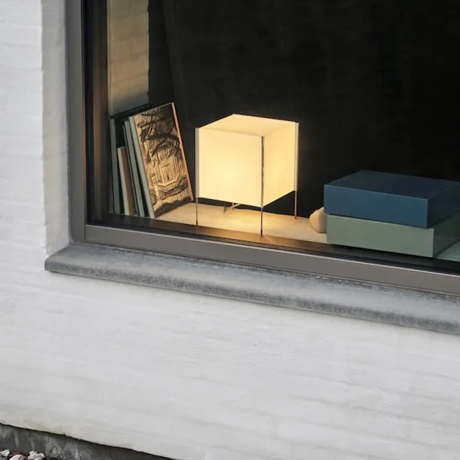 Paper Cube bordlampe