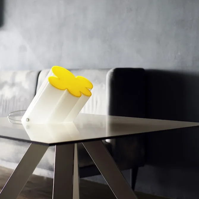 Passiflora Table Lamp