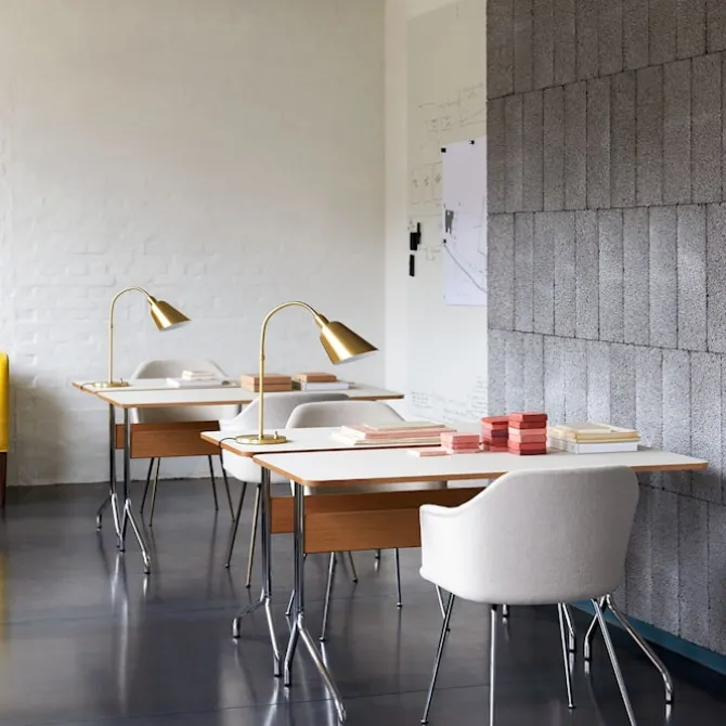 Pavilion Desk AV16