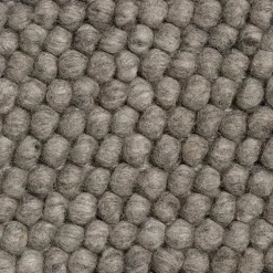 Peas teppe Dark Grey