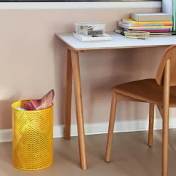 Perforated papirkurv