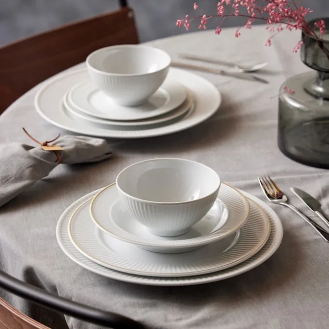 Plissé Flat Plate Ovenproof Porcelain
