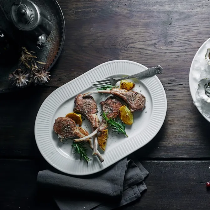 Plissé Oval Serving Dish