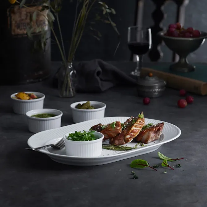 Plissé Oval Serving Dish