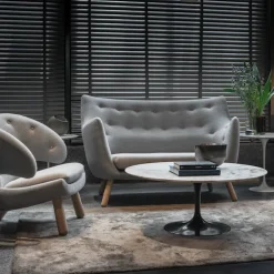 Poet sofa Walnut
