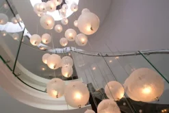 PostKrisi Chandelier