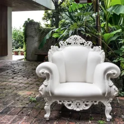 Proust Lowchair