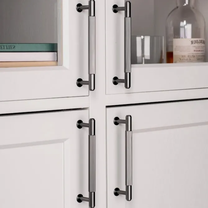 Pull Bar Linear Small