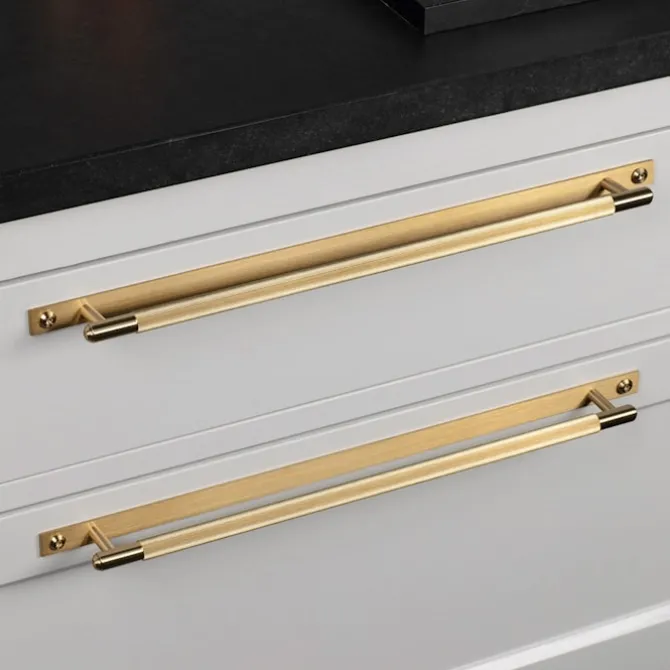 Pull Bar Plate Linear Large