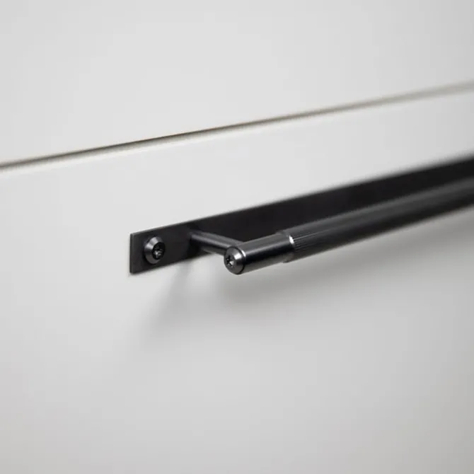 Pull Bar Plate Linear Large