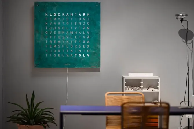 Qlocktwo Classic Creators Edition - Vintage Copper