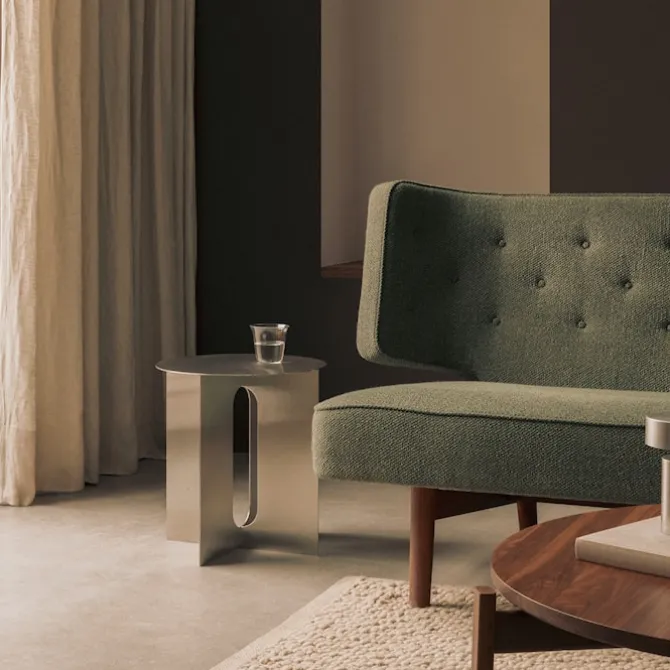 Radiohus 2-seters sofa valnøtt