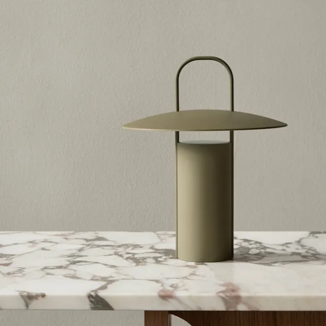 Ray bærbar bordlampe