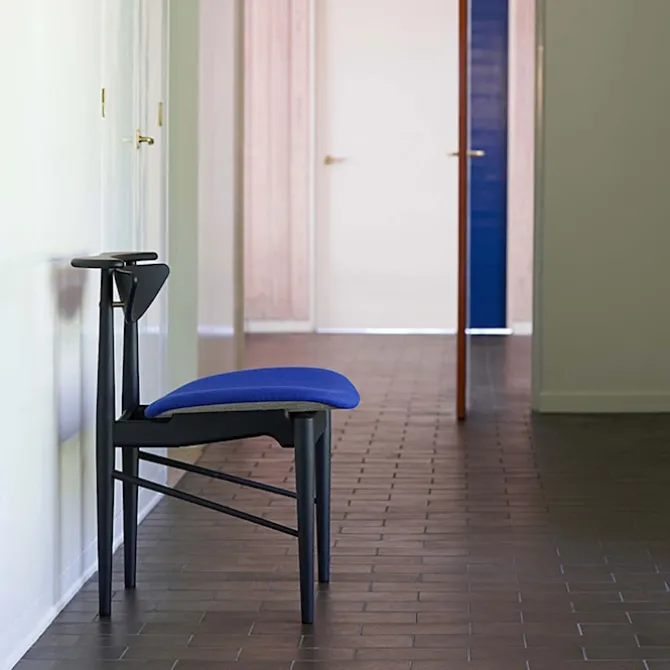 Reading stol Black Painted