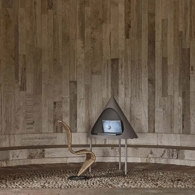 S Chair