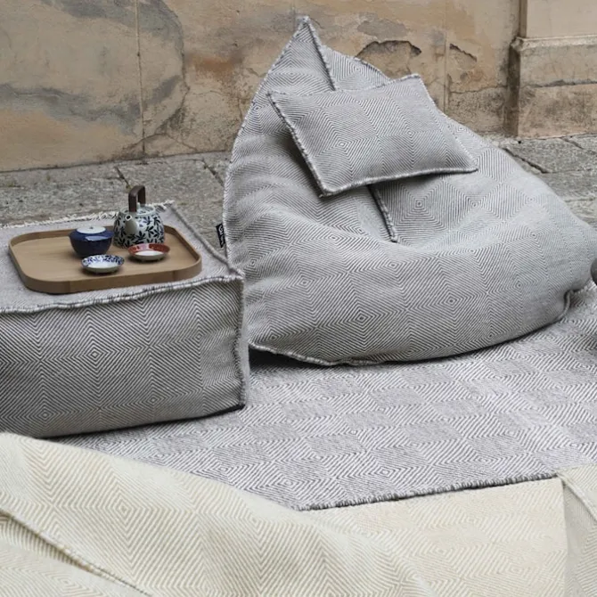 Sail Square Pouf