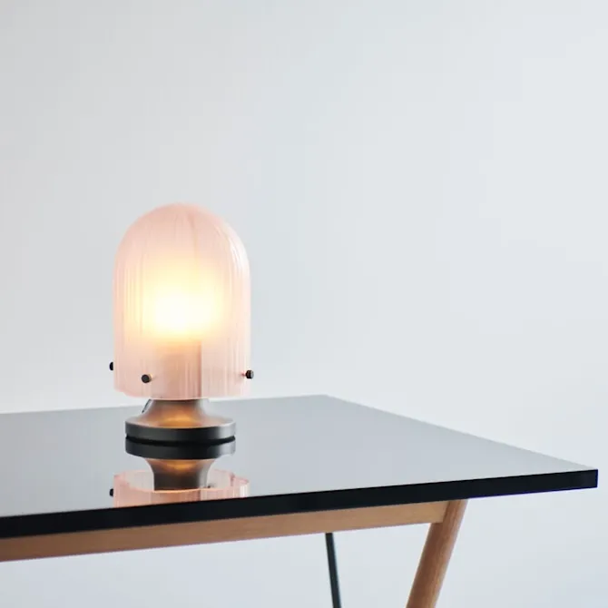 Seine bærbar bordlampe