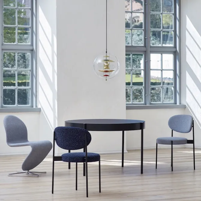 Serie 430 Table Black