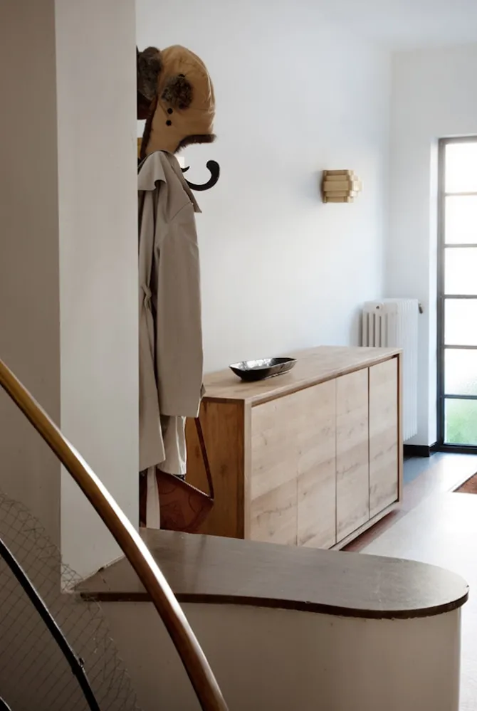 Shadow TV Cupboard