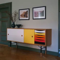 Sideboard Warm med lådor Dark oiled oak White/Yellow