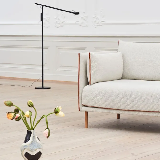 Silhouette 3-seters sofa Matching Piping/Chrome