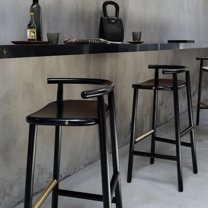 Single Curve Barstool