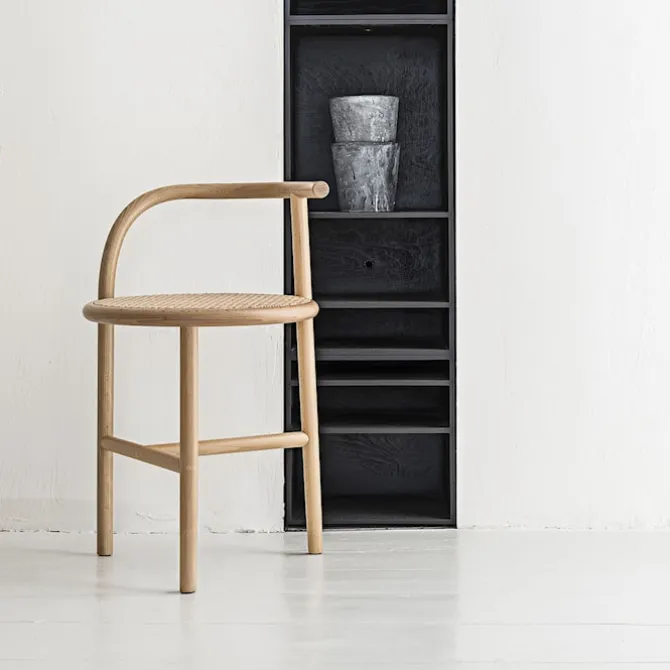 Single Curve Stool