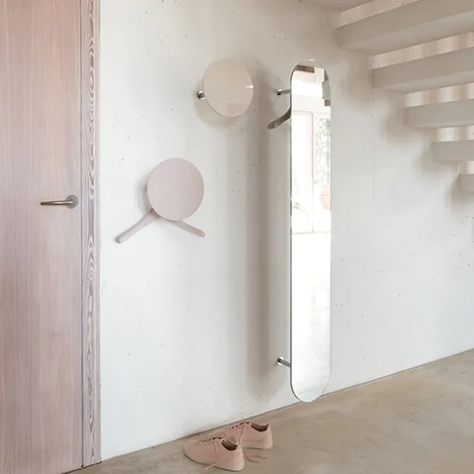 Slot Coat Rack Round