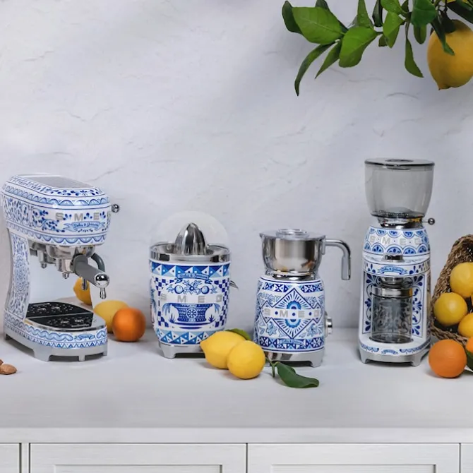Smeg Citrus Juicer Dolce&Gabbana Blue