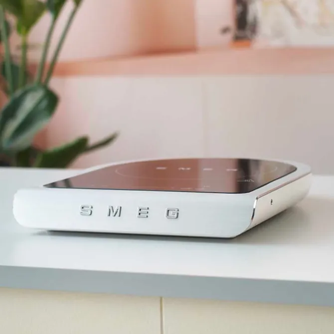 Smeg Portable induction cooker