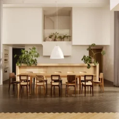 S-Table spisebord