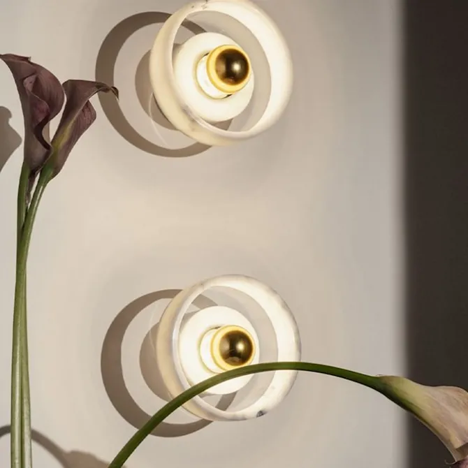 Stone Wall Lamp
