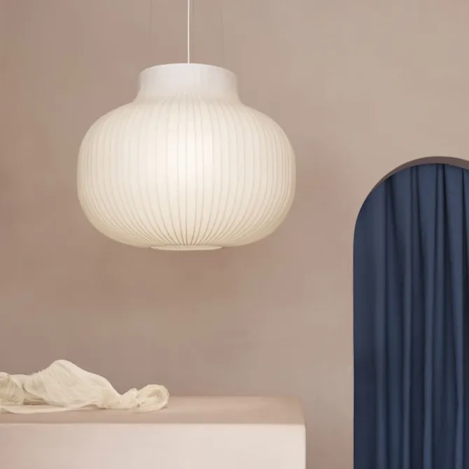 Strand Pendant Lamp Closed