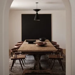 Surround vase