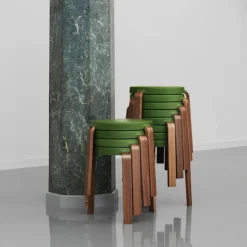 Tap Stool Walnut
