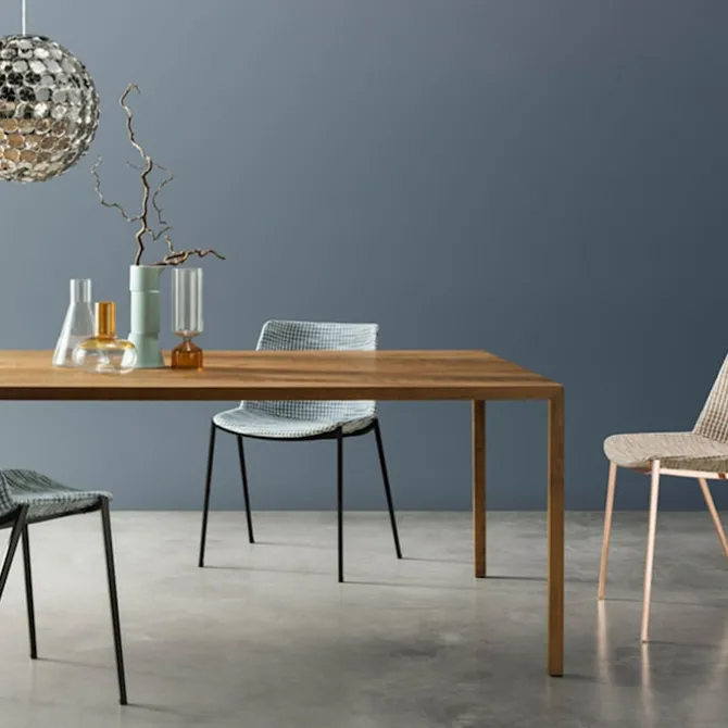 Tense Material Table Wood
