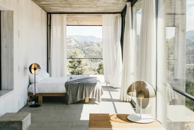 Theia - Table Lamp