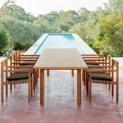 Tibbo Dining Table