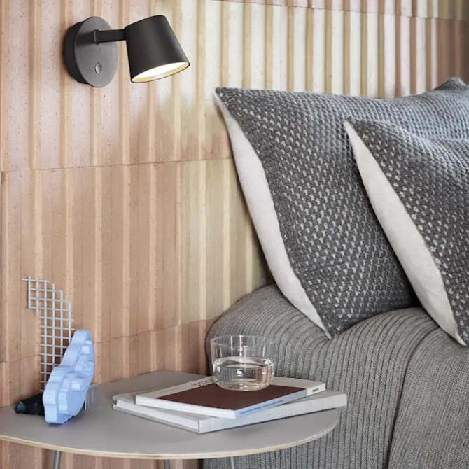 Tip Wall Lamp