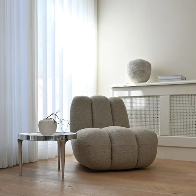 Toe Chair
