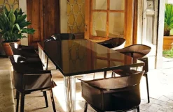 Top Top Dining Table