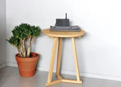 Tripod Sidebord