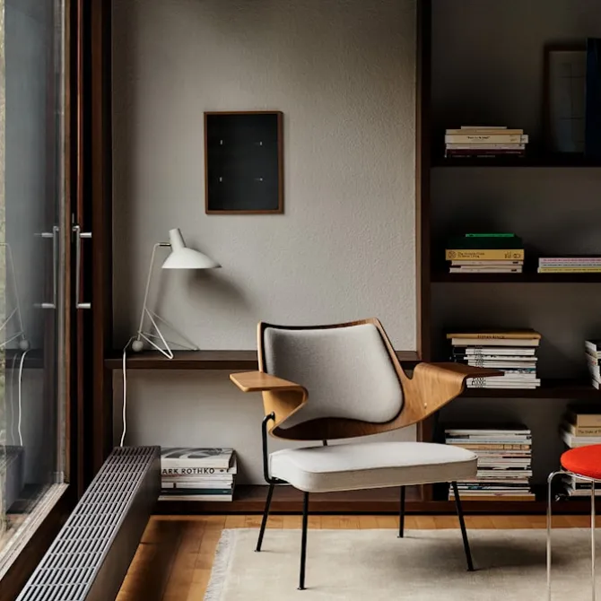 Tripod Table Lamp HM9