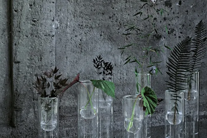 Tutube Vase