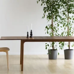Unna Table