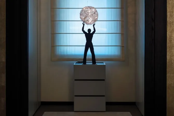 Uomo Della Luce S