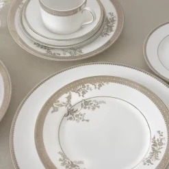Vera Wang Lace Gold Dinner Plate