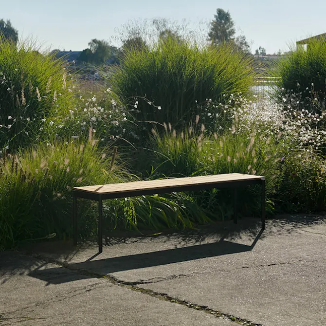 Ville Bench AV28